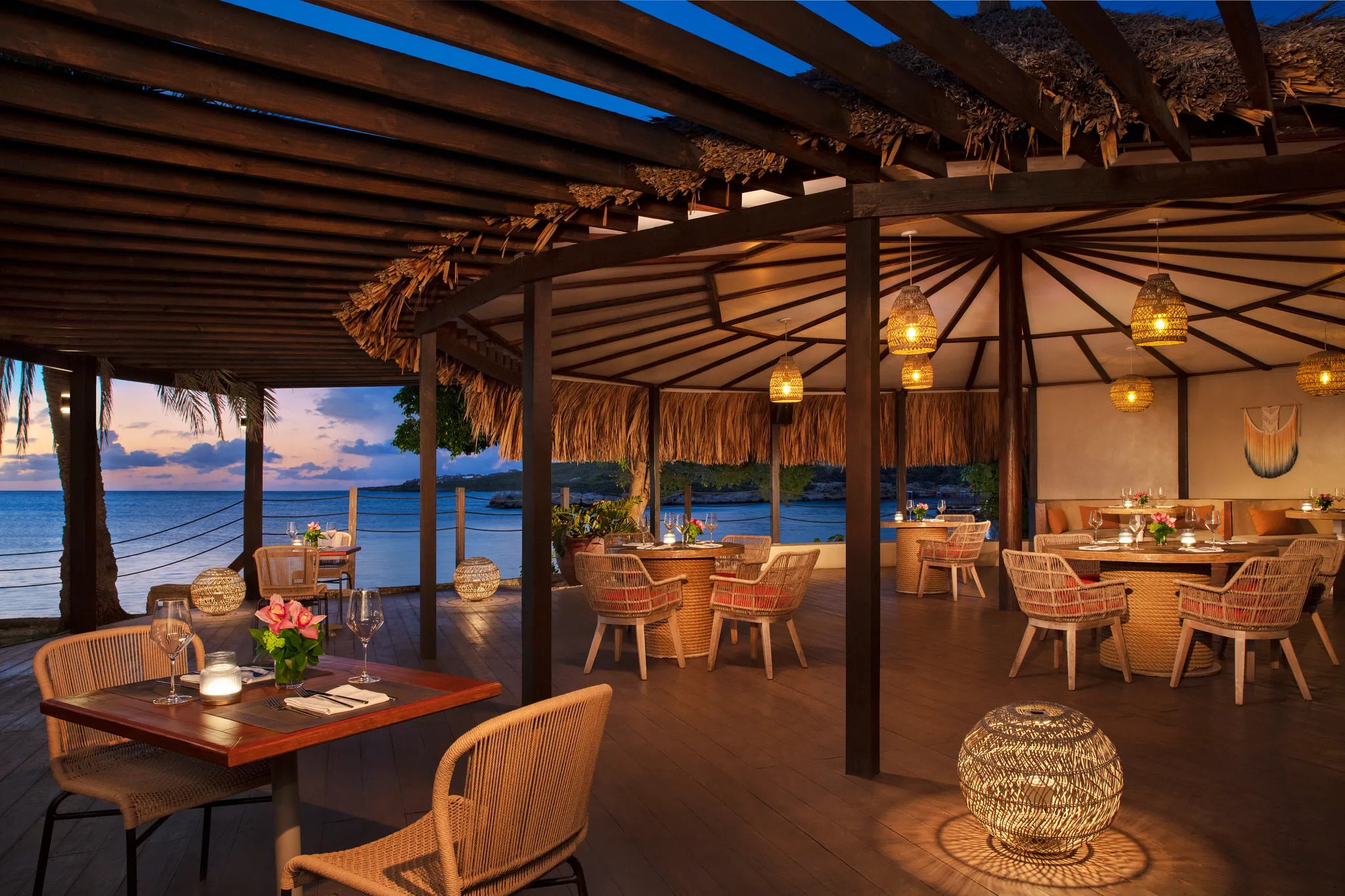 Oceana seafood restaurant at Dreams Curaçao Resort featuring elegant oceanfront dining with Caribbean seafood and sunset views.